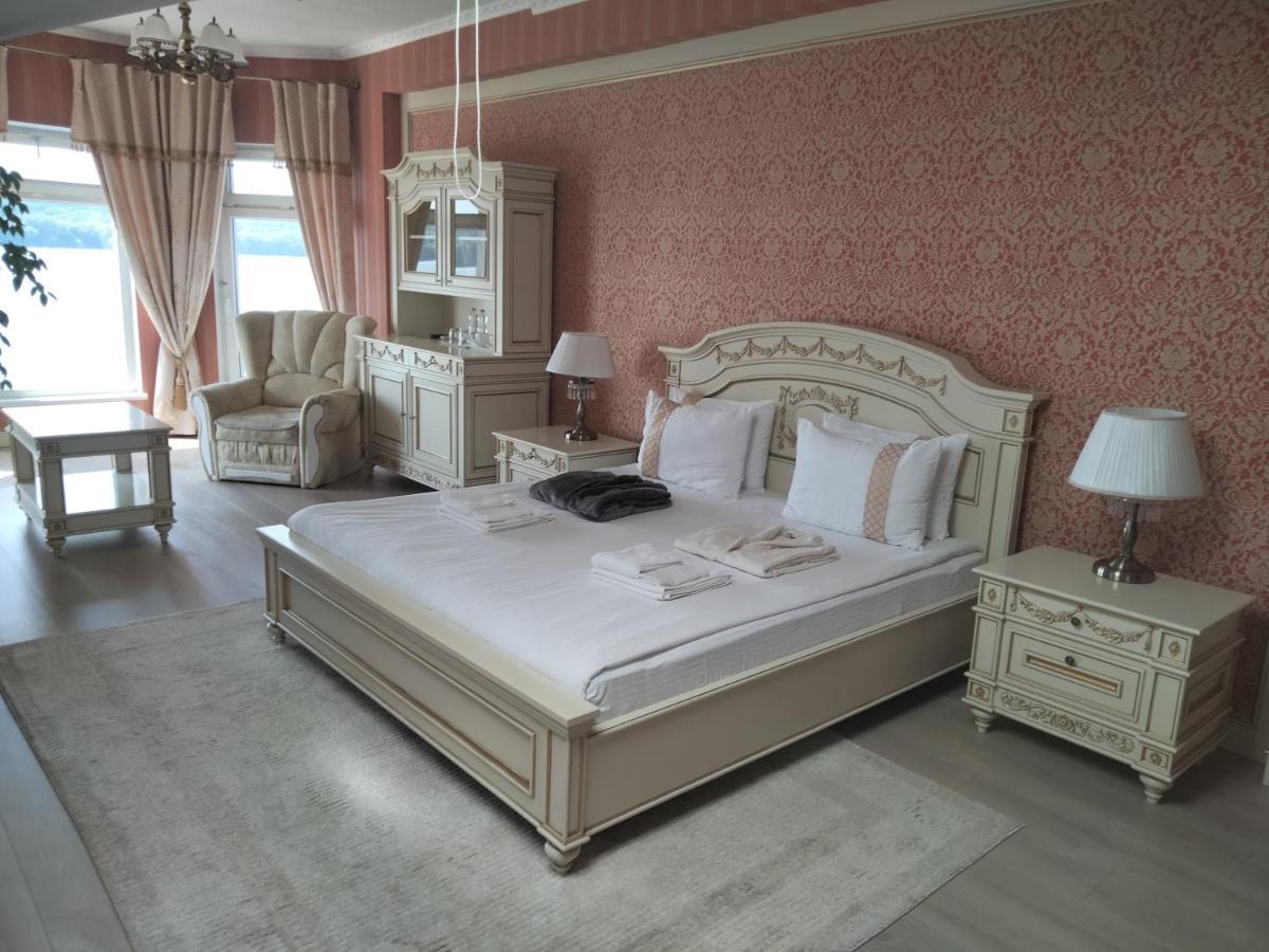 Sapsan Hotel Ternopil Eksteriør billede