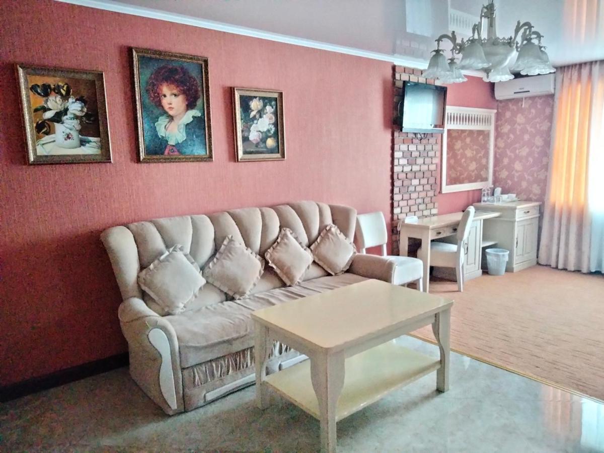 Sapsan Hotel Ternopil Eksteriør billede