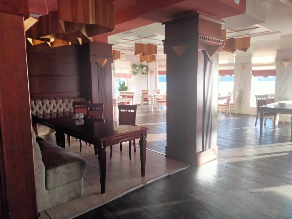 Sapsan Hotel Ternopil Eksteriør billede