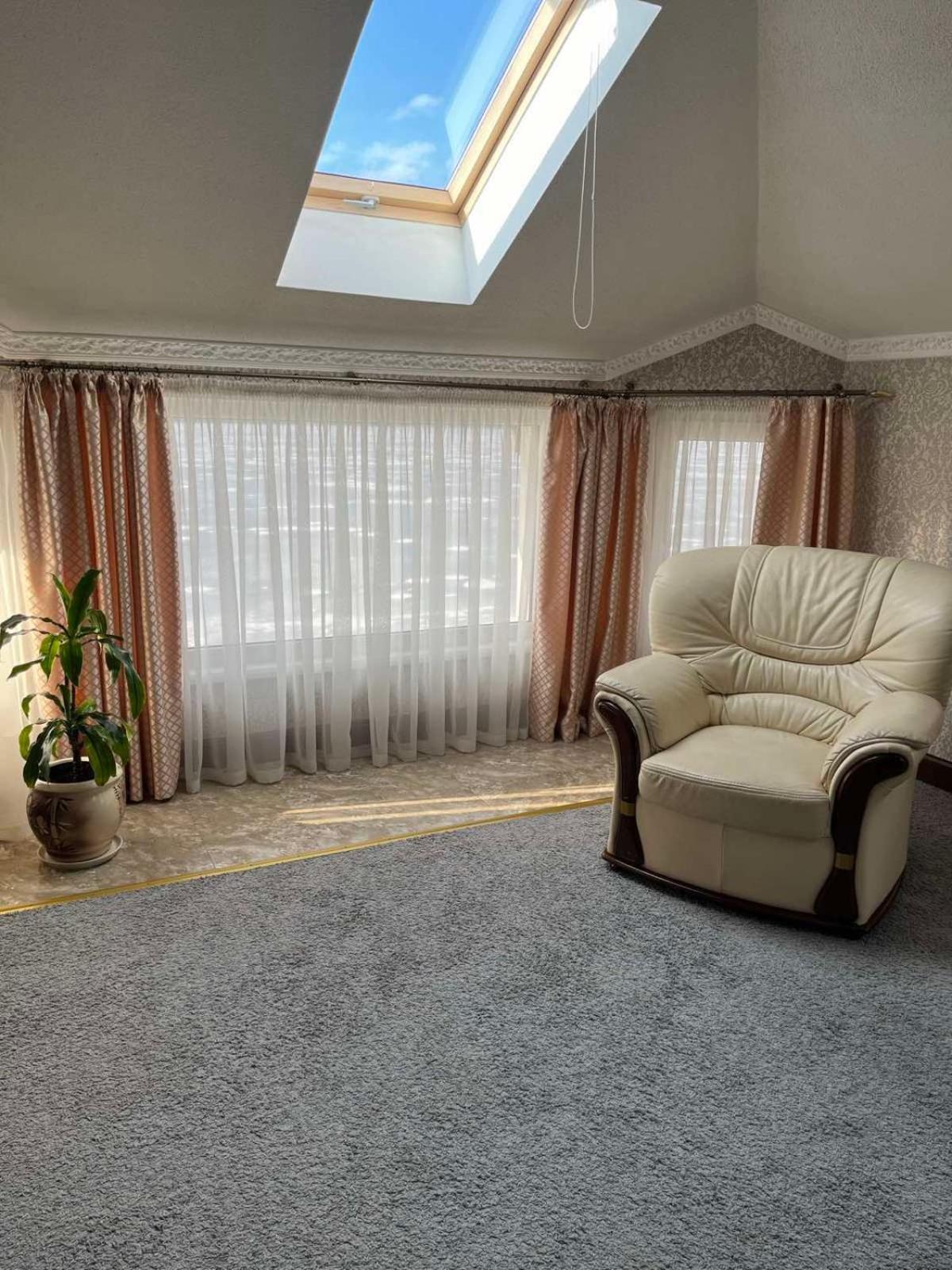 Sapsan Hotel Ternopil Værelse billede