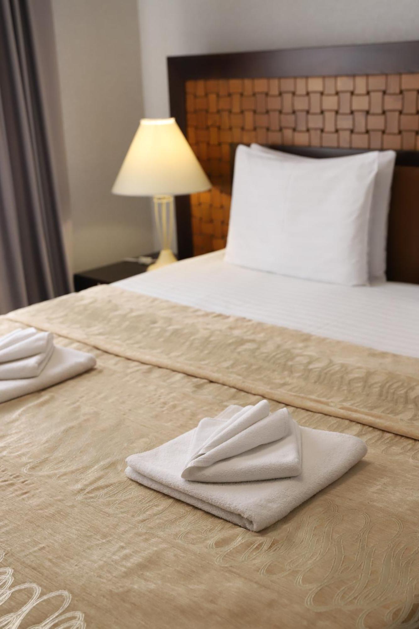Sapsan Hotel Ternopil Eksteriør billede